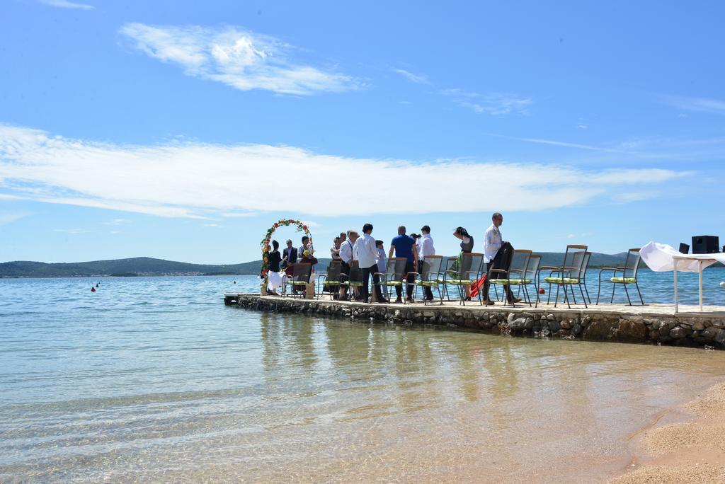 Pansion Adria Hotel Sveti Filip i Jakov Ngoại thất bức ảnh