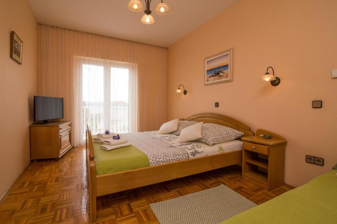 Pansion Adria Hotel Sveti Filip i Jakov Ngoại thất bức ảnh