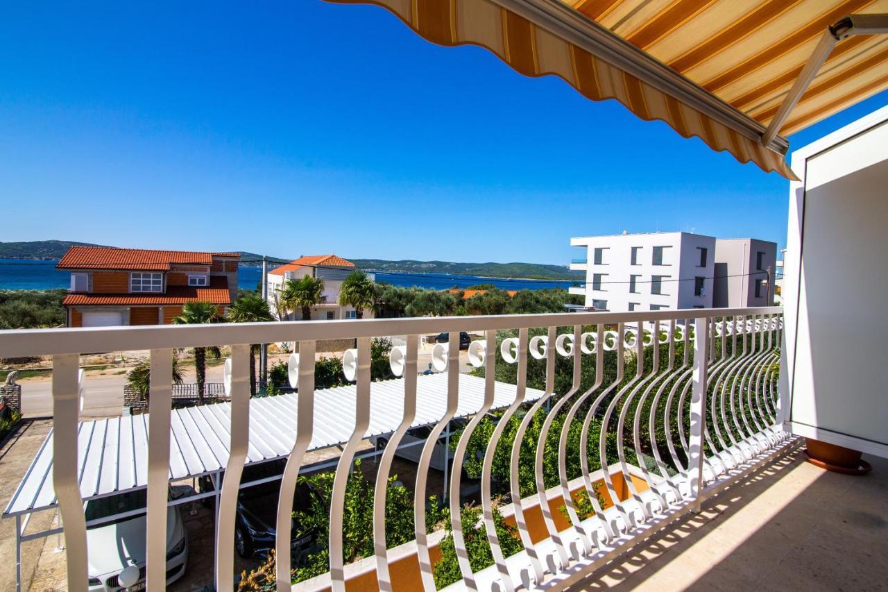 Pansion Adria Hotel Sveti Filip i Jakov Ngoại thất bức ảnh