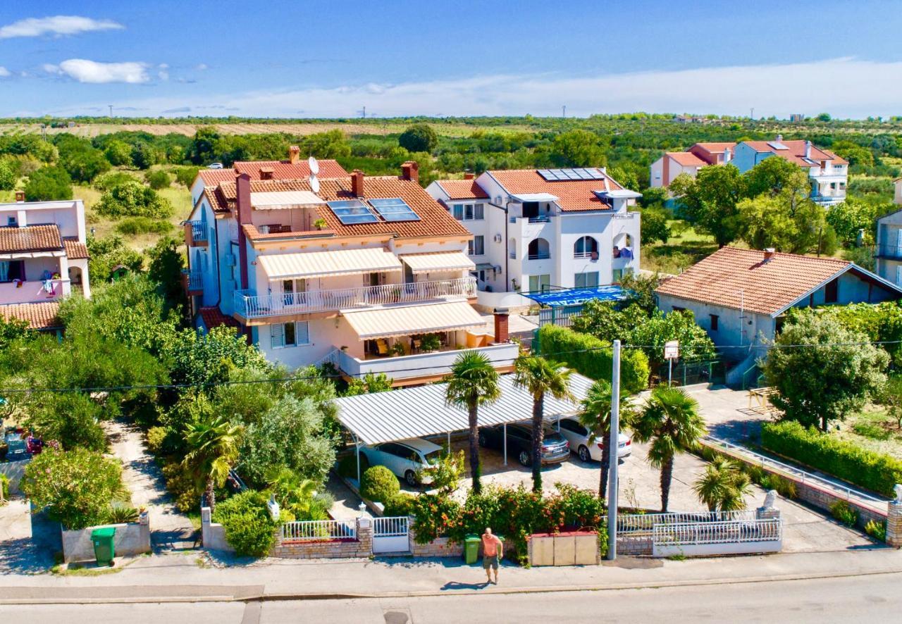 Pansion Adria Hotel Sveti Filip i Jakov Ngoại thất bức ảnh