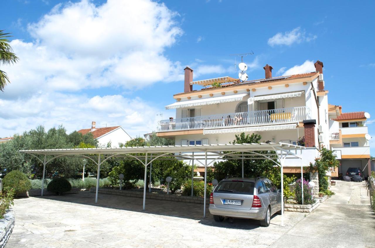 Pansion Adria Hotel Sveti Filip i Jakov Ngoại thất bức ảnh